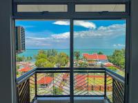 Laguna Seaview Suites PD By Maison - B&B Port Dickson