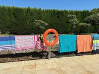 Casa en Ruta de la Plata con piscina comunitaria - B&B Guillena