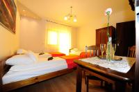 Vierbettzimmer mit eigenem Bad