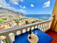 Secret Location of Las Teresitas - B&B