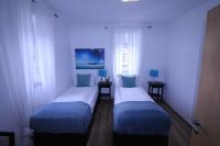 Double or Twin Room with Mountain View
