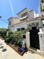 Casa Pom at the Beach - Bed and Breakfast Torre de Benagalbón