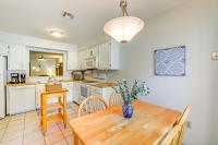 Bella Vista Townhome with Deck Near Back 40 Trail! - B&B