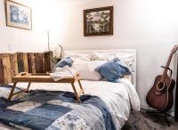 Queen Room with Shared Bathroom