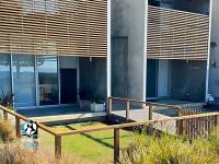 New York Loft Style Esplanade Retreat - B&B Encounter Bay