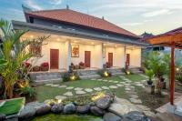 Junna House Ubud by Prasi - B&B Payangan