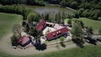 Statek Hostačov - Chambres d'hôtes Zvěstovice