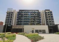 Netflix and Wi-Fi Studio Pool, Gym & City Views - B&B Dubai