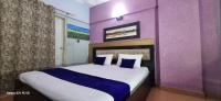 One bedroom luxury apartment 1st floor with kitchen - B&B Karachi