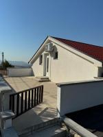 House on the hill - B&B