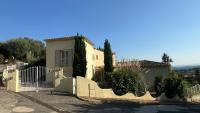 Côte d'Azur villa d'architecture méditerranéenne Vence entre mer et montagne - Chambres d’hôtes Vence