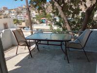 Carob Tree apartment, Tris Ekklisies - B&B Paránimfoi