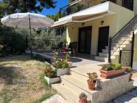 EPavli Xenia Pefkochori-Paliouri 50m - B&B