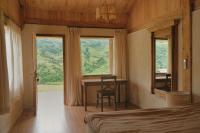 King Room with Mountain View