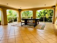 Home in Pretoria near Menlyn Maine - B&B