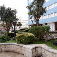 Excelente Depto 2 dormitorios frente y vista al mar playa Varese, Edificio Cabo Corrientes - B&B Mar del Plata