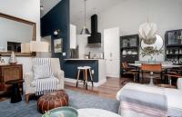 Peaceful, modern, renovated, close to everything! - B&B