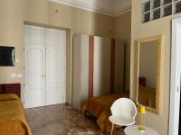 Camera Doppia con Letti Singoli Spaziosa