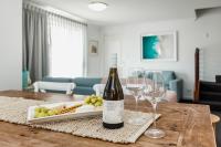 Midd's on the Beach - luxury beach front apartment - B&B
