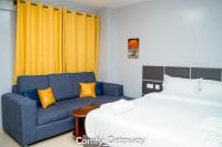 Comfy Getaway STUDIO apartments along Kisauni Road Nairobi West, near Express entry, JKIA & SGR with KING BED, WIFI, NETFLIX and SECURE PARKING - B&B