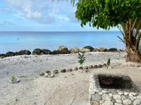 Rangiroa Beach House - Bed and Breakfast