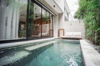 Suave Villa Canggu - B&B Canggu