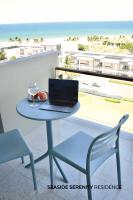 Seaside Serenity Residence - 2 BR Apartment with Beach Access - B&B