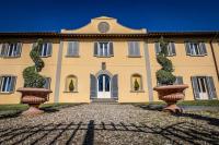 Luxury Villa Tolomei Gucci with spa - Ferienwohnung
