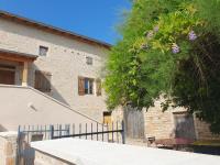 Le Clos Violet Clessé Holiday Home For 6 - Chambres d’hôtes
