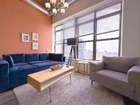 Modern 2BR Stay in South Loop with Optional Parking & Gym Access Near Museum Campus & Grant Park - Ferienwohnung
