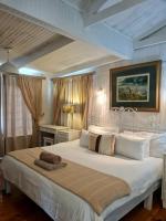 Two-Bedroom House with Sea View