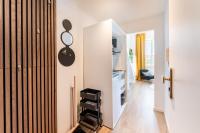 D52 - DAS BUSINESSAPARTMENT --- 2 Minuten vom Flughafen entfernt - B&B Dresda