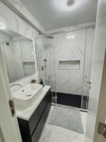Appartamento con 3 Camere da Letto