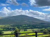 Stunning character cottage near Keswick - B&B