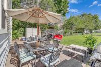 Modern Middletown Retreat, Minutes to Downtown! - Bed and Breakfast Middletown