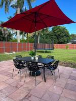 Stylish 3-Bed, 2-Bath Miami Home Near Downtown - B&B
