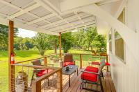 Horses Welcome Marble Falls Home with Grill! - B&B