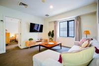 City Life One Bedroom Apartment in Heart of CBD - B&B