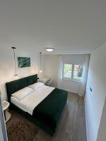 Apartment Lux - Bed and Breakfast Solin