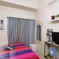 Studio with Balcony