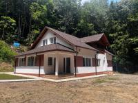 Cabana Cascada Lotrisor - B&B