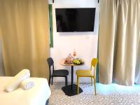 Studio with private pool (14)