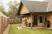Good Girl's Peak Paradise with bbq and fire pit - Bed and Breakfast