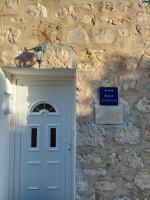 Lucy seafront apartment - B&B Bol