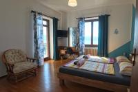 Chambre Lit King-Size - Vue sur Lac