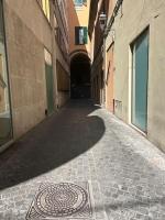 Ariosti 3 - Piazza Maggiore - B&B