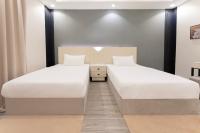 Two-Bedroom Deluxe Apartment with Balcony