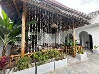 Happy House Nungwi - B&B