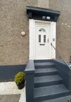 Glasgow Apartment close to the airport - B&B