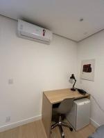 Studio Saint Charbel com vaga e varanda - rua do Hospital Sírio Libânes - Ferienwohnung São Paulo
